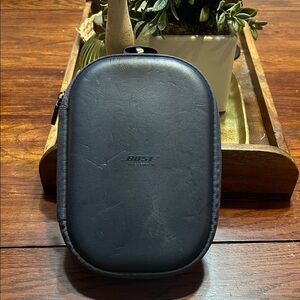 Bose Limited Edition Midnight Blue Hardshell Carrying Case